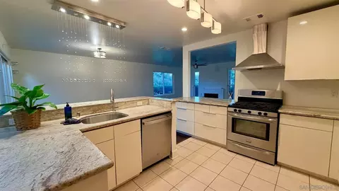 10559 Caminito Westchester, San Diego, CA 92126