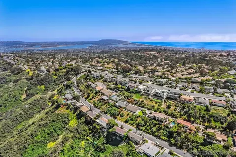 View/Area - 5713 Desert View Dr, La Jolla, CA 92037 photo 8 of 8