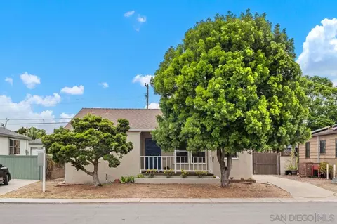 4331 Corinth St, San Diego, CA 92115