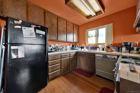 Kitchen - 1659 Portola Ave, Spring Valley, CA 91977 photo 2 of 2
