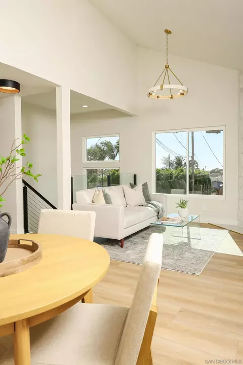 Other - 658-660 Santa Fe Dr, Encinitas, CA 92024 photo 2 of 6