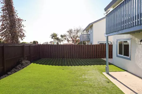 Exterior - 658-660 Santa Fe Dr, Encinitas, CA 92024 photo 7 of 11