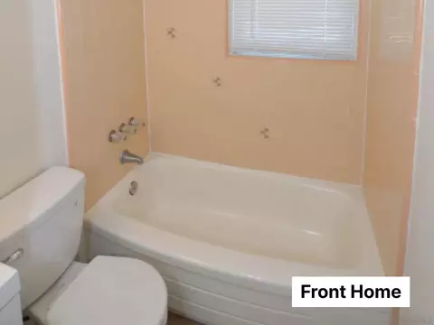 Bath - 326-28 H Ave, Coronado, CA 92118 photo 2 of 3