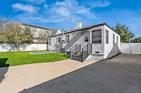 Exterior - 326-28 H Ave, Coronado, CA 92118 photo 7 of 12