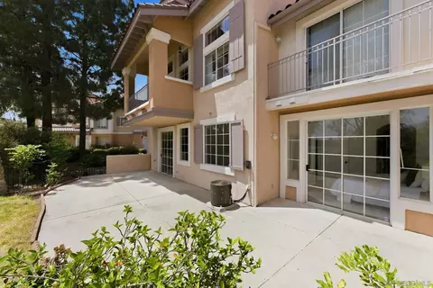12041 Tivoli Park Row 2, San Diego, CA 92128