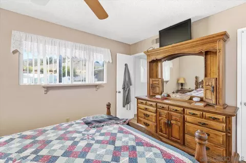 Bedroom - 9407 Lake Canyon Rd, Santee, CA 92071 photo 3 of 4