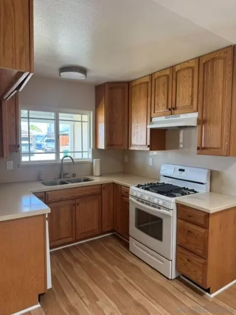 Kitchen - 10012 White Pine Ln, Santee, CA 92071 photo 2 of 2
