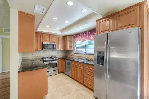 Kitchen - 809 Applewilde Dr, San Marcos, CA 92078 photo 1 of 6