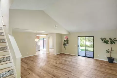 Living - 809 Applewilde Dr, San Marcos, CA 92078 photo 2 of 8
