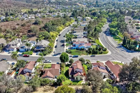 View/Area - 809 Applewilde Dr, San Marcos, CA 92078 photo 16 of 18