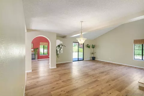 Living - 809 Applewilde Dr, San Marcos, CA 92078 photo 8 of 8
