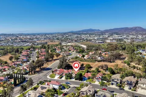 View/Area - 809 Applewilde Dr, San Marcos, CA 92078 photo 5 of 18