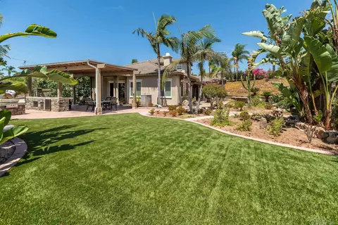 Exterior - 5148 Minneola Dr, Fallbrook, CA 92028 photo 15 of 20