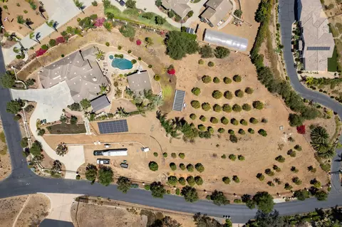 View/Area - 5148 Minneola Dr, Fallbrook, CA 92028 photo 4 of 7