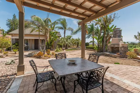 Exterior - 5148 Minneola Dr, Fallbrook, CA 92028 photo 18 of 20
