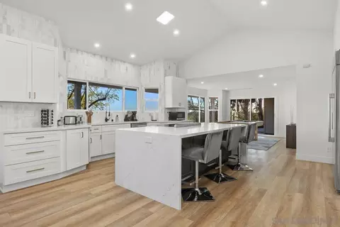 Kitchen - 1112 Starview Dr, Vista, CA 92084 photo 3 of 4