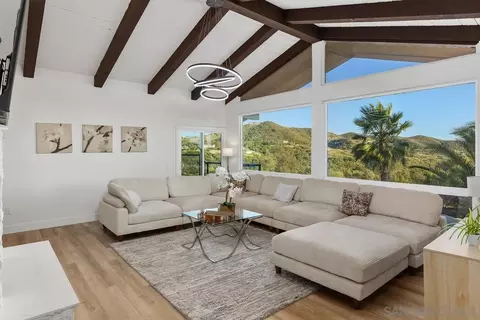 Living - 1112 Starview Dr, Vista, CA 92084 photo 1 of 2
