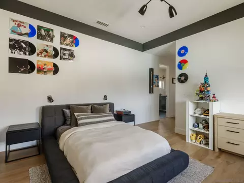 Bedroom - 1212 Hymettus Ave, Encinitas, CA 92024 photo 4 of 4