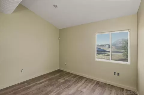 Bedroom - 5461 Rainbow Crk, Fallbrook, CA 92028 photo 2 of 2