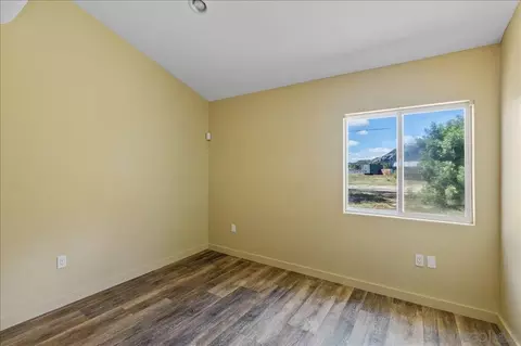 Bedroom - 5461 Rainbow Crk, Fallbrook, CA 92028 photo 1 of 2