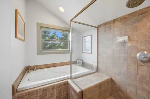 Bath - 7256 Cosmit Ln, Julian, CA 92036 photo 2 of 3