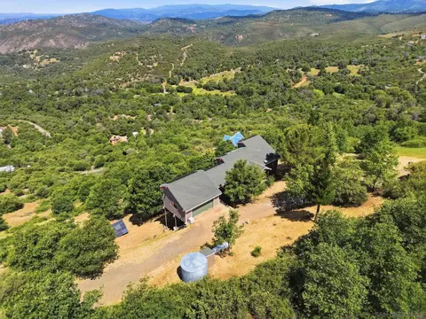 View/Area - 7256 Cosmit Ln, Julian, CA 92036 photo 3 of 8
