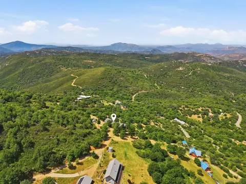 View/Area - 7256 Cosmit Ln, Julian, CA 92036 photo 6 of 8