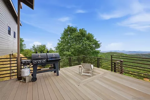 Exterior - 7256 Cosmit Ln, Julian, CA 92036 photo 8 of 17