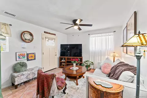 Living - 127 W 11th, Escondido, CA 92025 photo 3 of 6