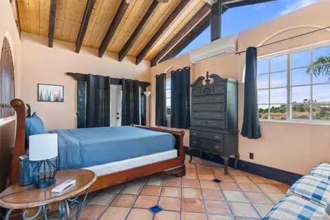 Bedroom - 2369 Vern Dr, Fallbrook, CA 92028 photo 7 of 8