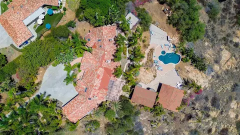 View/Area - 2369 Vern Dr, Fallbrook, CA 92028 photo 4 of 5