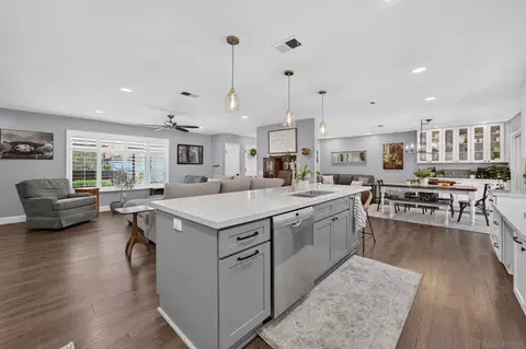 Kitchen - 2520 Windmill Vw, El Cajon, CA 92020 photo 3 of 9