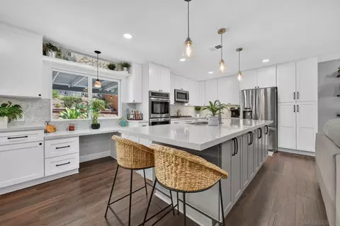 Kitchen - 2520 Windmill Vw, El Cajon, CA 92020 photo 1 of 9