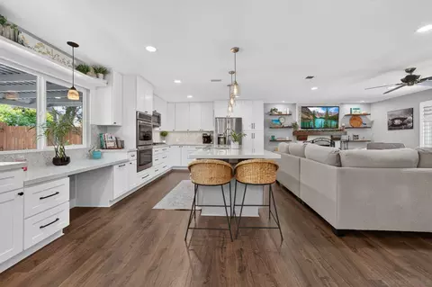 Kitchen - 2520 Windmill Vw, El Cajon, CA 92020 photo 4 of 9