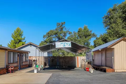 Exterior - 2560-66 Alpine Blvd, Alpine, CA 91901 photo 5 of 16