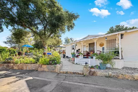Exterior - 2560-66 Alpine Blvd, Alpine, CA 91901 photo 10 of 16