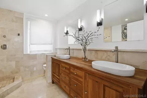 Bath - 315 B Ave, Coronado, CA 92118 photo 1 of 3