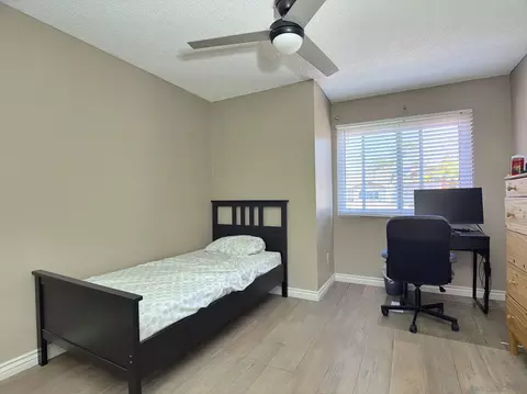 Bedroom - 10295 Moorpark, Spring Valley, CA 91978 photo 7 of 8