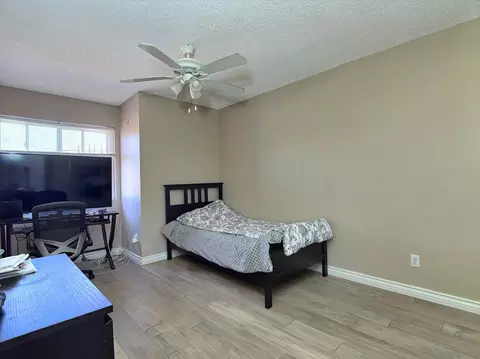 Bedroom - 10295 Moorpark, Spring Valley, CA 91978 photo 6 of 8