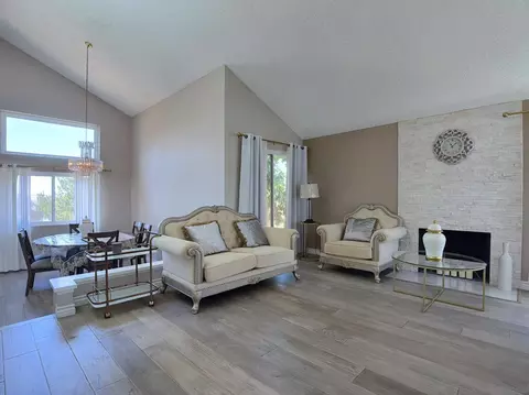 Living - 10295 Moorpark, Spring Valley, CA 91978 photo 3 of 11
