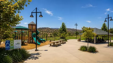 View/Area - 9057 W Bluff Pl, Santee, CA 92071 photo 3 of 3