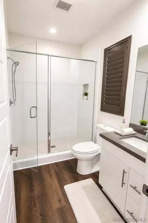 Bath - 9057 W Bluff Pl, Santee, CA 92071 photo 4 of 4