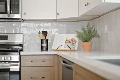 Kitchen - 4325 Via Tercero, Oceanside, CA 92056 photo 1 of 4