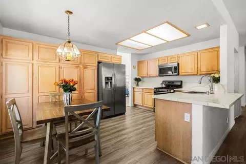 Kitchen - 844 Rio Claro, Oceanside, CA 92057 photo 2 of 5