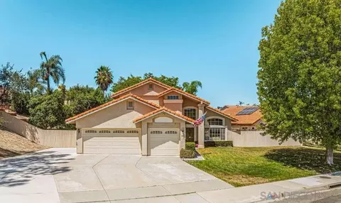 Exterior - 844 Rio Claro, Oceanside, CA 92057 photo 2 of 10