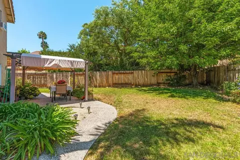 Exterior - 844 Rio Claro, Oceanside, CA 92057 photo 7 of 10