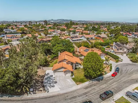 View/Area - 844 Rio Claro, Oceanside, CA 92057 photo 1 of 6