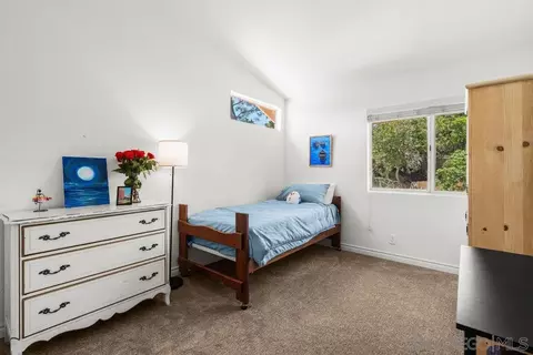 Bedroom - 844 Rio Claro, Oceanside, CA 92057 photo 4 of 7