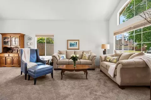 Living - 844 Rio Claro, Oceanside, CA 92057 photo 1 of 3