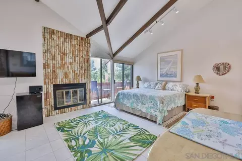 Bedroom - 835 D Ave #4, Coronado, CA 92118 photo 2 of 5